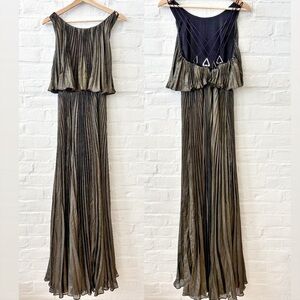 Fame & Partners ||‎ Pleated Evening Gown Strappy Metallic Black Gold US 6